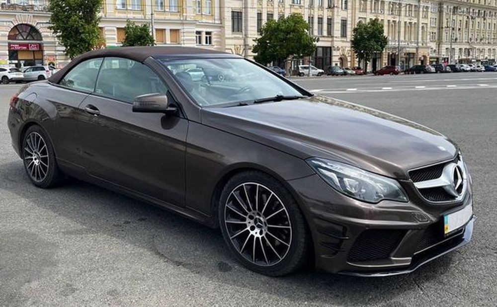 407 Кабриолет Mercedes-Benz E350 BLUETEC на свадьбу съемки pakQ