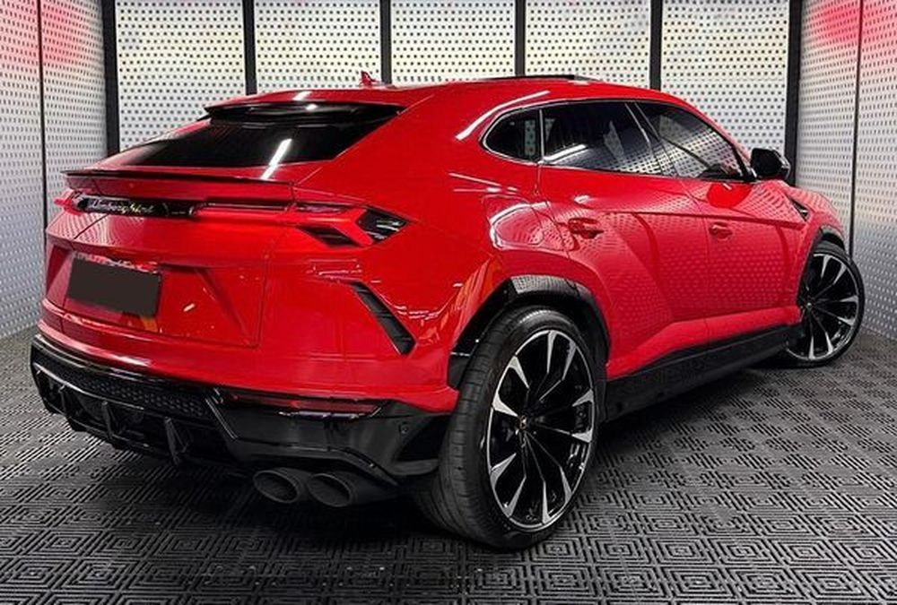 409 Lamborghini Urus с водителем k9kz