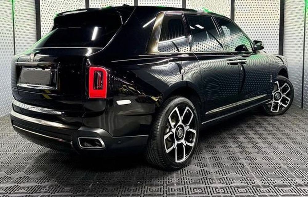 408 vip авто Rolls-Royce Cullinan с водителем ZEo1