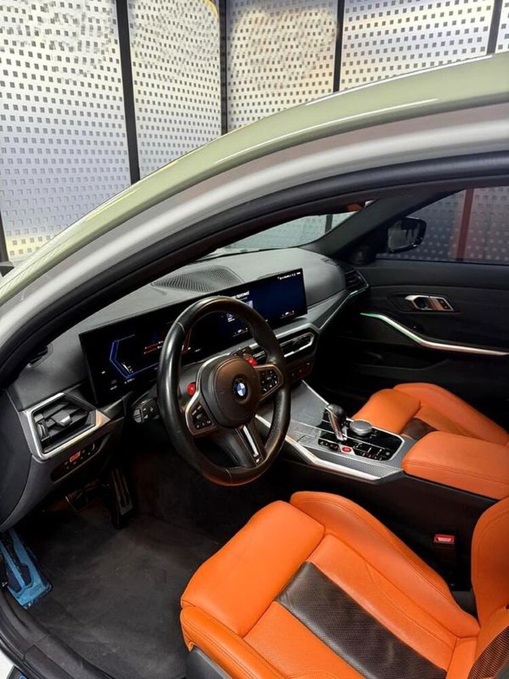 112 BMW M3 G80 Competition спорткар авто без водителя 4x4E
