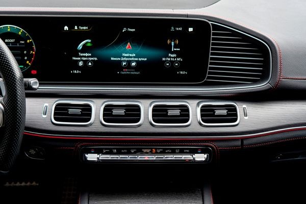 414 Mercedes-Benz GLE Coupe 53 AMG на свадьбу с водителем dmkq