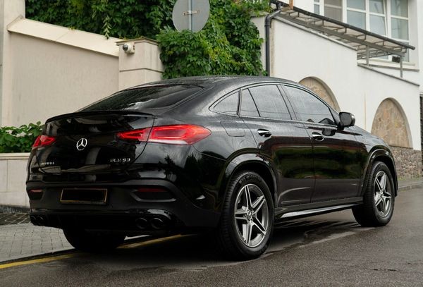 414 Mercedes-Benz GLE Coupe 53 AMG на свадьбу с водителем dmkq