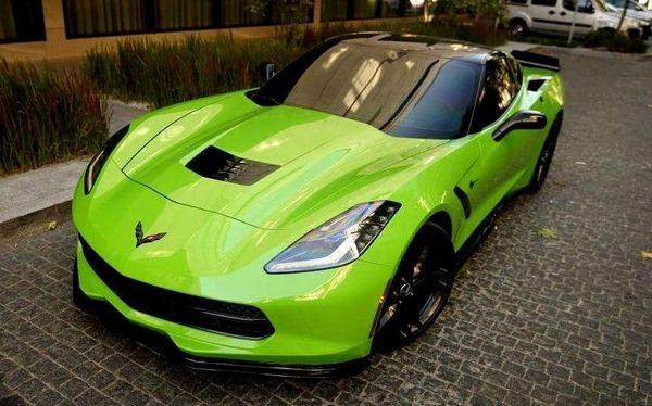 366 Спорткар на свадьбу фотосессию Chevrolet Corvette салатовый 0mzK