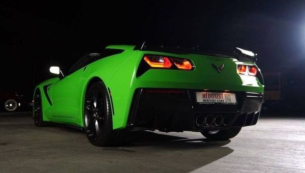366 Спорткар на свадьбу фотосессию Chevrolet Corvette салатовый 0mzK