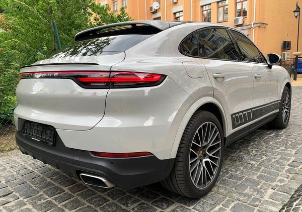 417 Porsche Cayenne Coupe без водителя K4zL