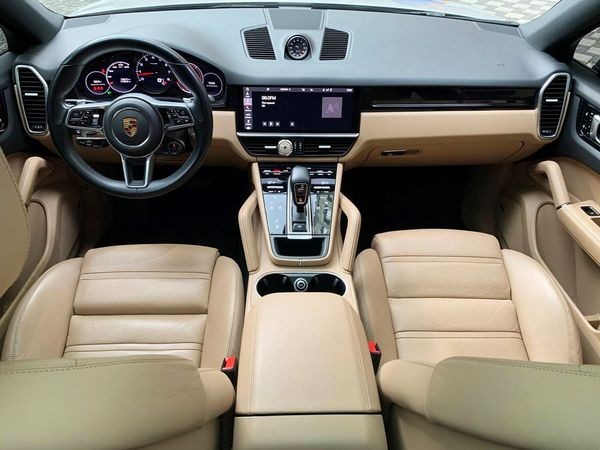 417 Porsche Cayenne Coupe на свадьбу с водителем W9gE
