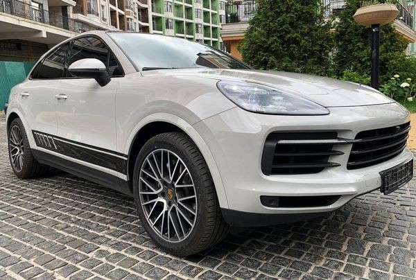 417 Porsche Cayenne Coupe без водителя K4zL