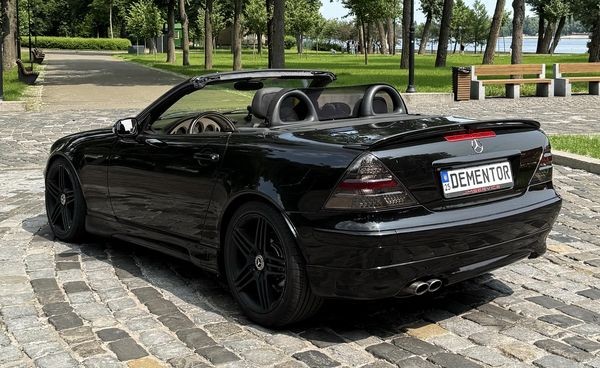 418 Кабриолет Mercedes-Benz SLK320 R170 для фотосессии Mr1Q