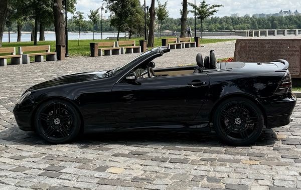 418 Кабриолет Mercedes-Benz SLK320 R170 для фотосессии Mr1Q