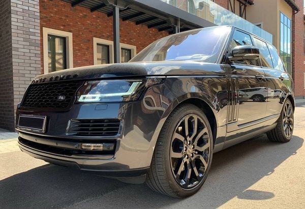 222 Range Rover Autobiography 5.0 Supercharger черный c водителем W9Po