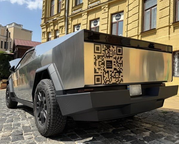 021 Tesla Cybertruck на фотосессию съемки свадьбу 1NBq