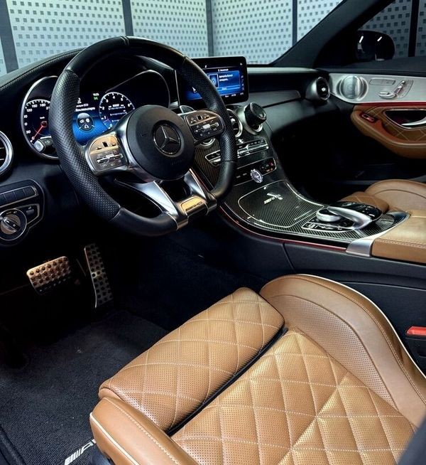 428 Mercedes-Benz C63s без водителя yPZD