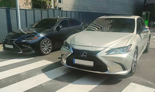 430 Авто на свадьбу Lexus ES 300h золотой с водителем AkNE