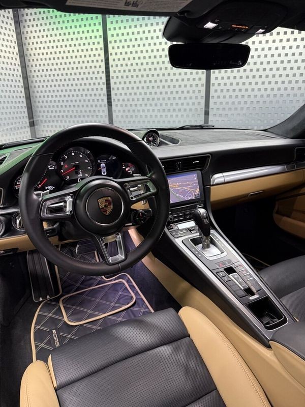 435 Porsche 911 S без водителя (черный) X0oy