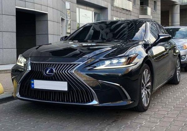 429 Авто на свадьбу Lexus ES 300h с водителем zLZd