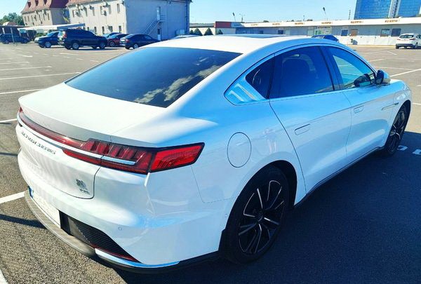 431 BYD HAN авто на свадьбу 1Nn5