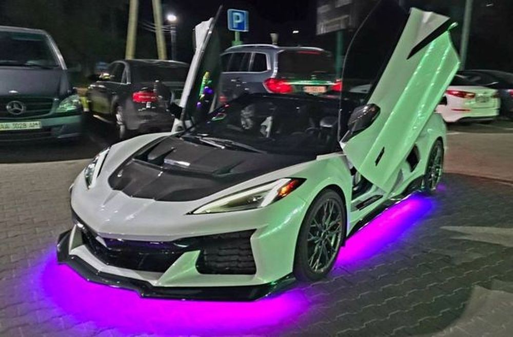 366 Кабриолет на свадьбу фотосессию Chevrolet Corvette белый 91PQ