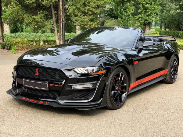 427 Кабриолет Ford Mustang GT 5.0 черный ga1M