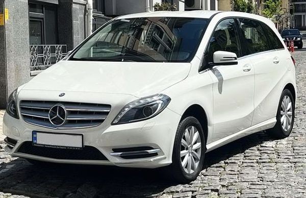 437 Авто на свадьбу Mercedes Benz W246 B class белый wvwg