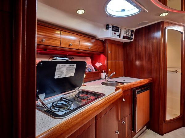 Катер яхта Bavaria 37 Sport HT VIP nmL1