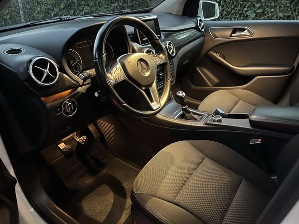 437 Авто на свадьбу Mercedes Benz W246 B class белый wvwg