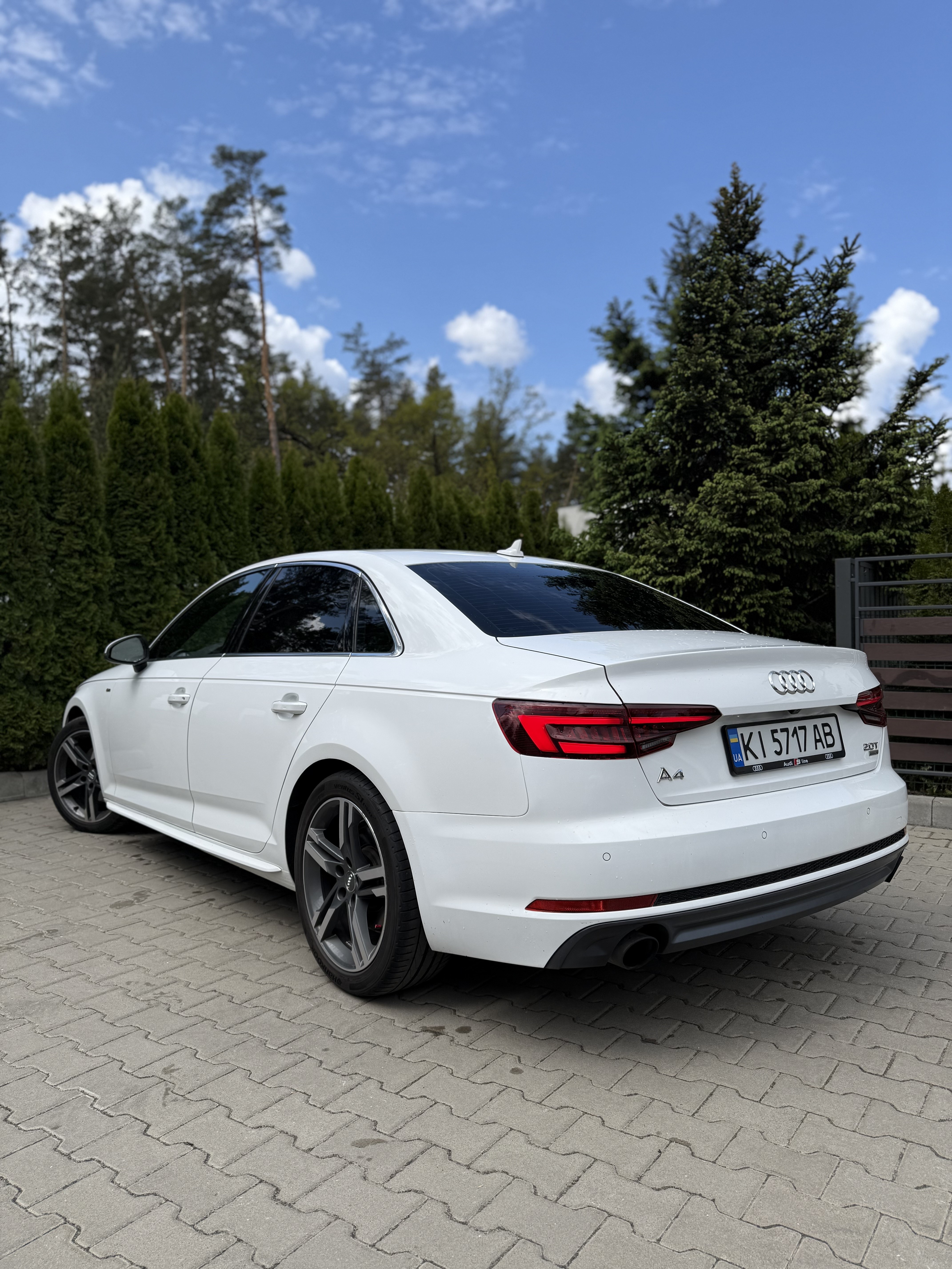 Audi A4 b9 2018 gakz