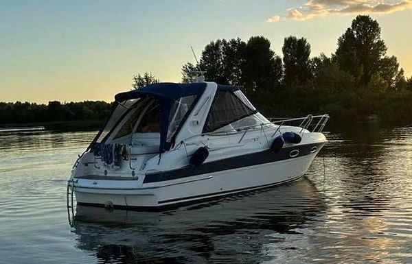 VIP яхта Bavaria 27 — яхта на день рождения, свадьбу, съемку raeD