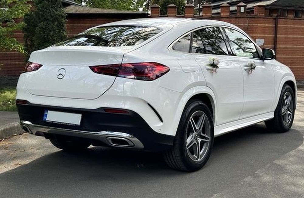 244 Джип Mercedes-Benz AMG Gle Coupe белый на свадьбу AkXA