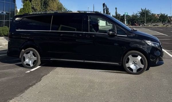 039 Микроавтобус Mercedes-Benz V-class 2025 aPDK
