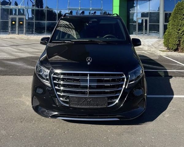 039 Микроавтобус Mercedes-Benz V-class 2025 aPDK