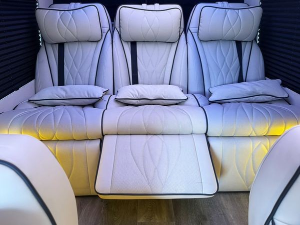 106 Mercedes-Benz Sprinter Vip класса для трансфера QLzD