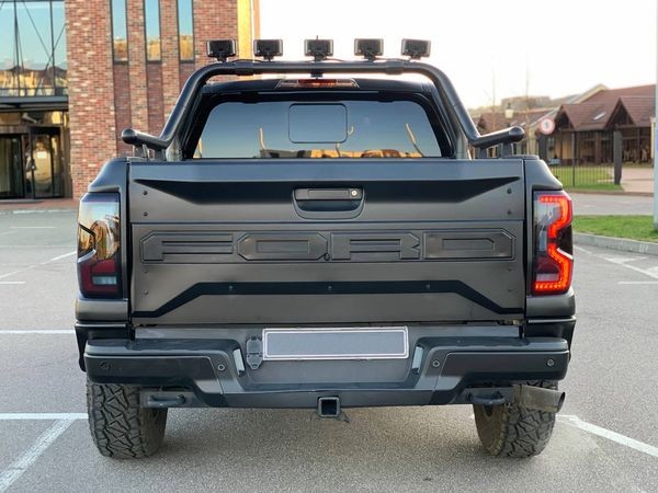 276 Пикап Ford Ranger Raptor с водителем Ly0L