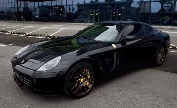 281 Ferrari 612 черная для фотосессии съемки 1NK5
