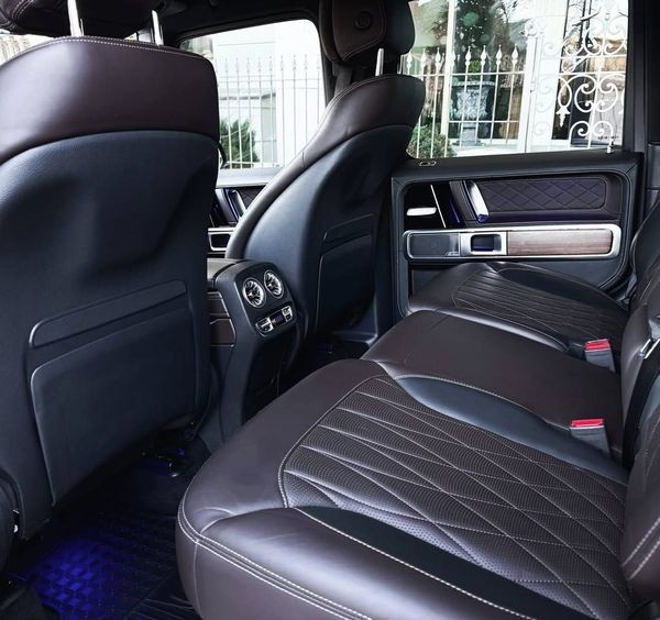 295 НОВЫЙ Mercedes-Benz G63 AMG Гелик без водителя BDy4