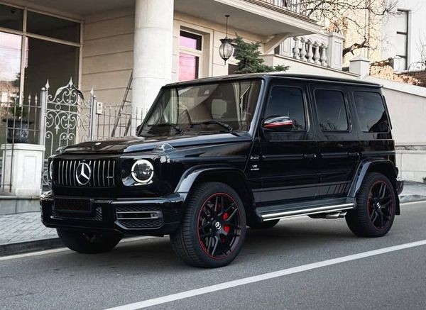 295 НОВЫЙ Mercedes-Benz G63 AMG Гелик без водителя BDy4