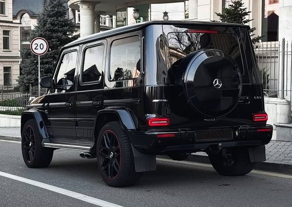 295 НОВЫЙ Mercedes-Benz G63 AMG Гелик без водителя BDy4