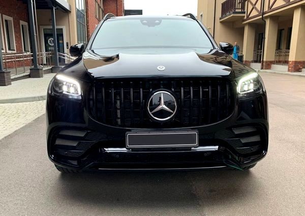 258 Mercedes-Benz GLS 63 AMG без водителя MrJY
