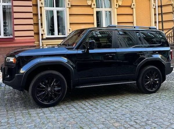 100  Toyota Land Cruiser Prado 250 с водителем JRk8
