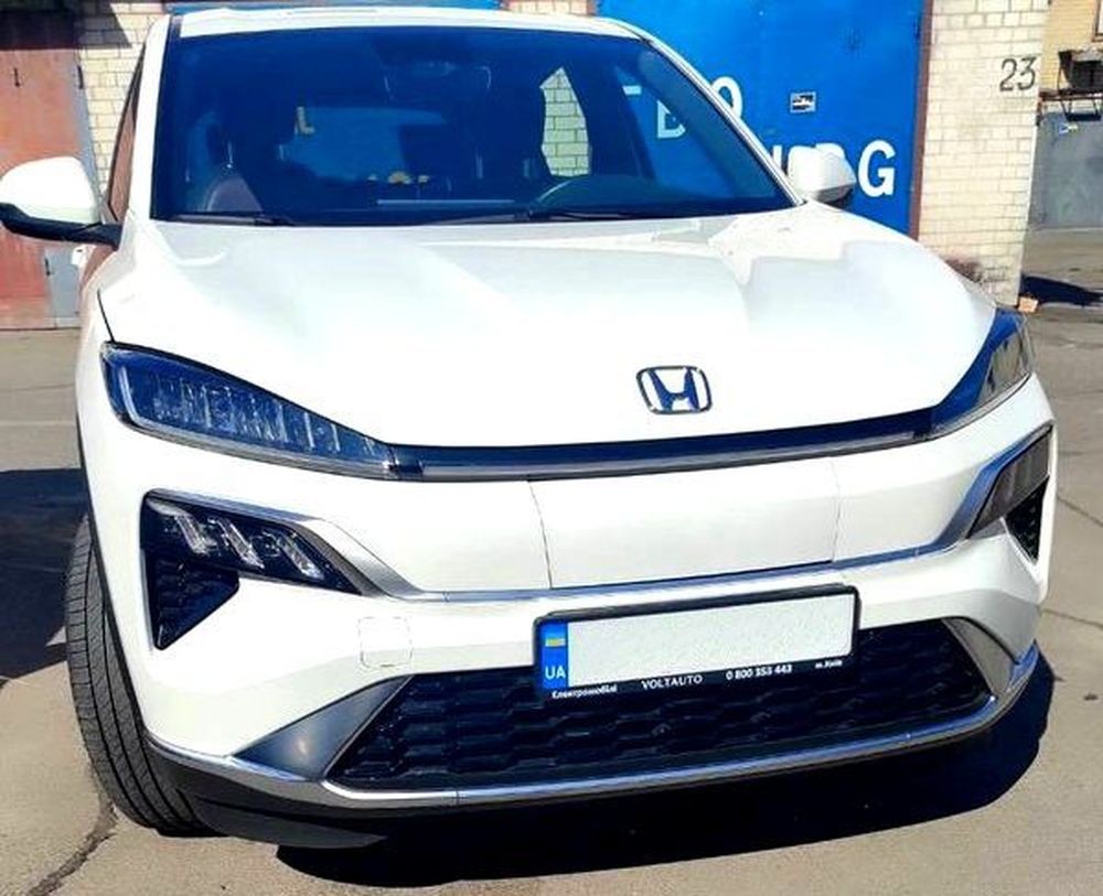 421 Внедорожник на свадьбу Honda eNS1 с водителем 5MAe