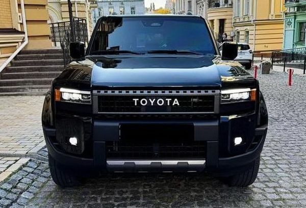 100 Toyota Land Cruiser Prado 250 без водителя 0mWX