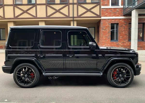 192 Гелик без водителя — Mercedes-Benz G63 AMG новый AkPZ