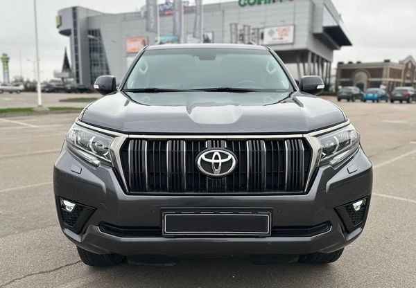 226 Toyota Prado 70 Anniversary с водителем zLwN