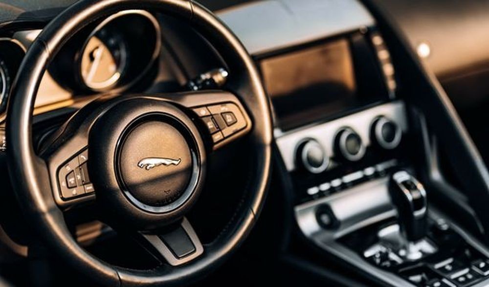 441 Jaguar F-Type кабриолет белый без водителя 8LvE