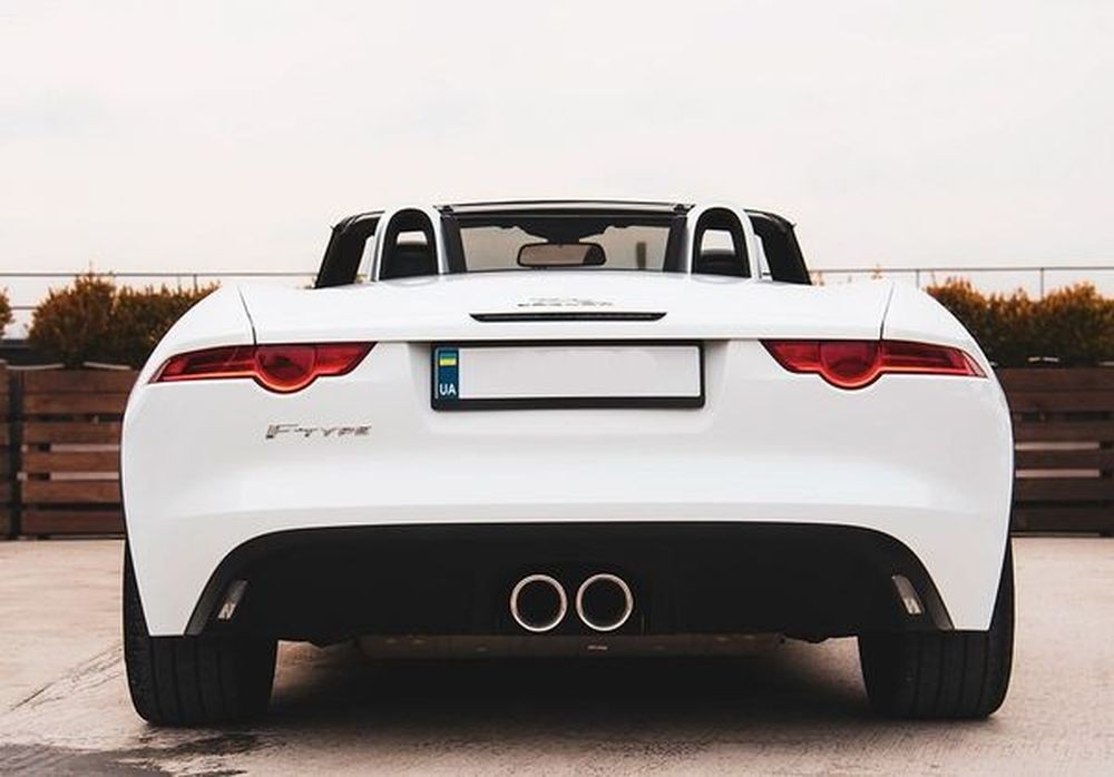 441 Jaguar F-Type кабриолет белый без водителя 8LvE