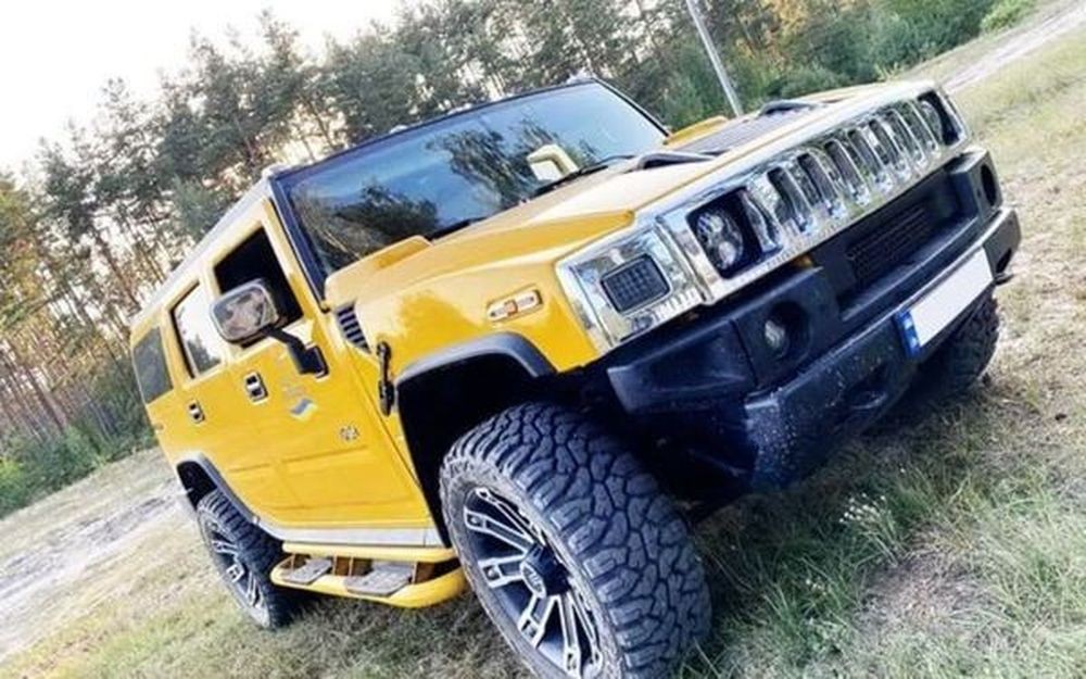 442 Hummer H2 желтый — для съемок фотосессии YJmM