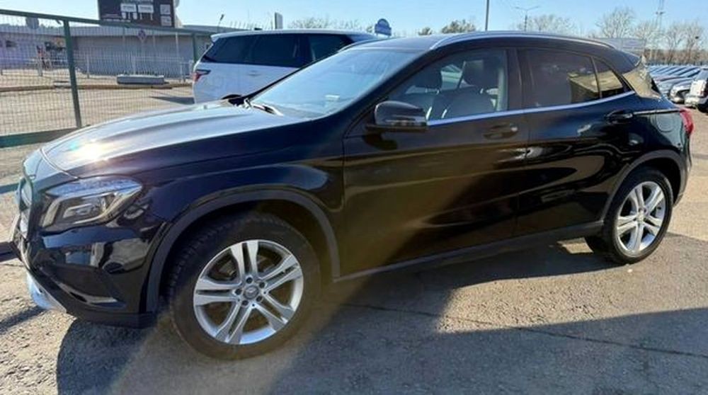 445 Внедорожник Mercedes-Benz GLA 250 на свадьбу K4XR