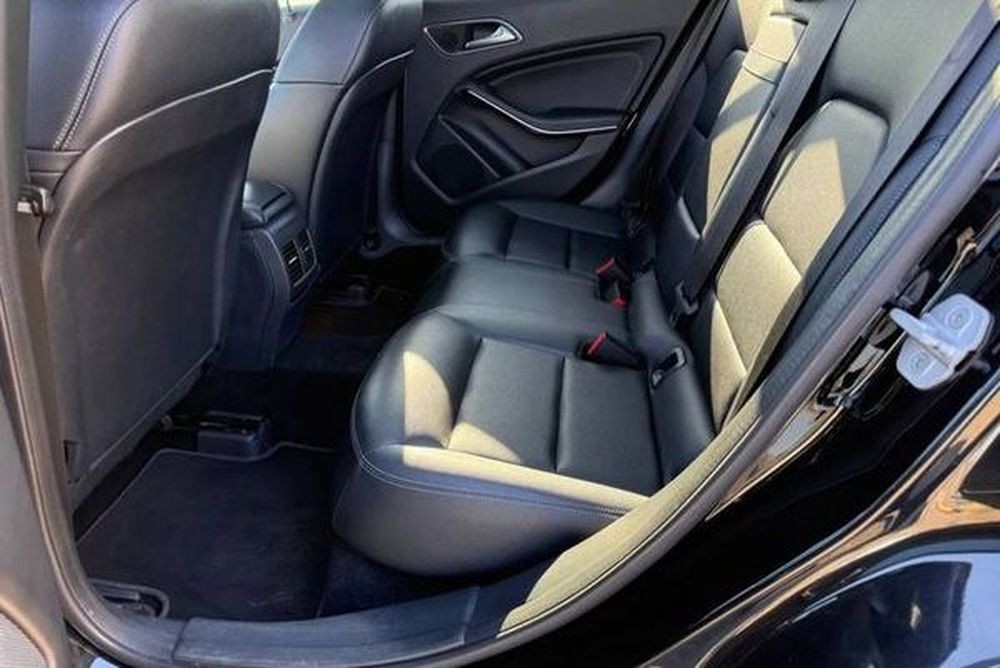 445 Внедорожник Mercedes-Benz GLA 250 на свадьбу K4XR