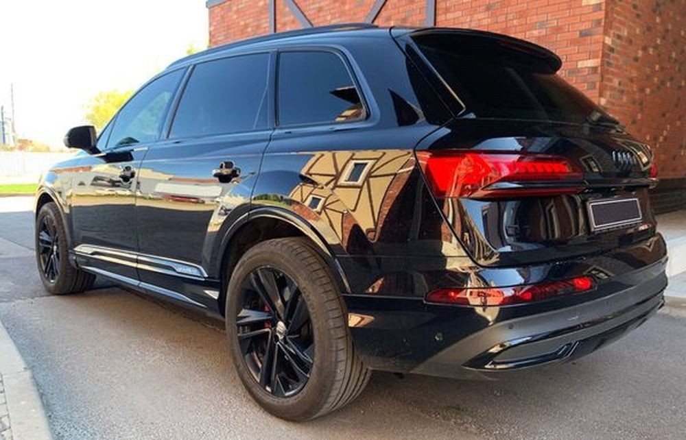 439 Audi Q7 R-Line — с водителем BDzy