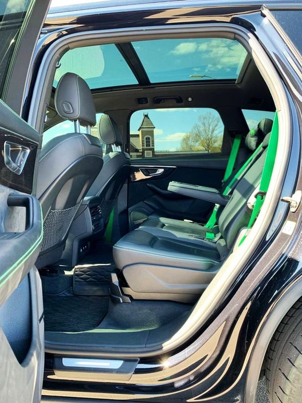 439 Audi Q7 R-Line без водителя nmgg