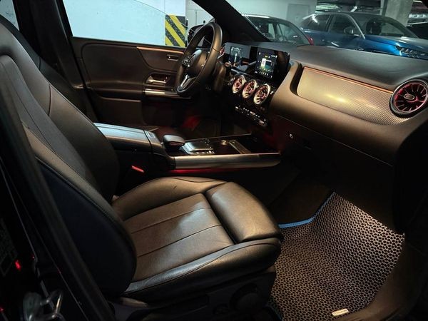 447 Внедорожник Mercedes-Benz B-class W247 на свадьбу yPmo